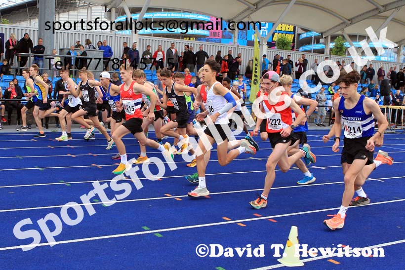 Mens under-17s 2022 Northern Road Relays, SportsCity, Manchester. Photo: David T. Hewitson/Sports for All Pics